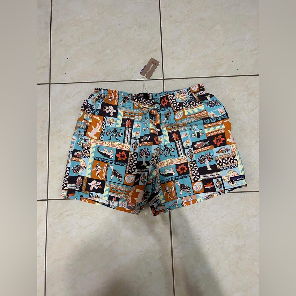 $55 New with tag Patagonia Baggies Shorts Mens orange Sea Print Nylon Sz XL